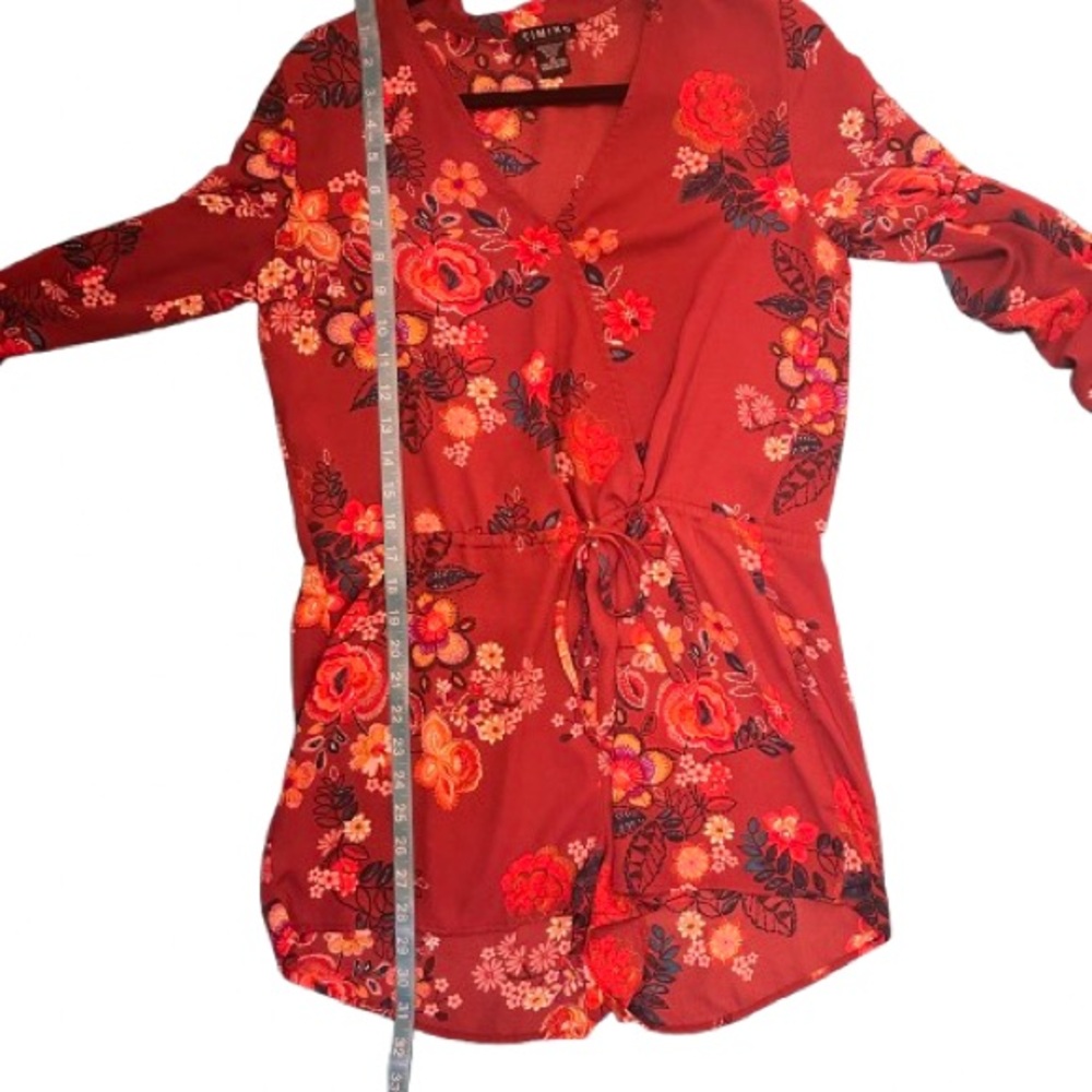 Red Floral Romper Attached Choker. Long 3/4 Sleeve Size Medium Timing Mini - Picture 9 of 13